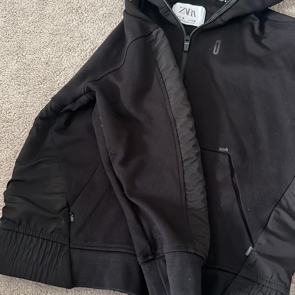 Zara boys zip up hoodie black size 6 - Picture 5 of 5